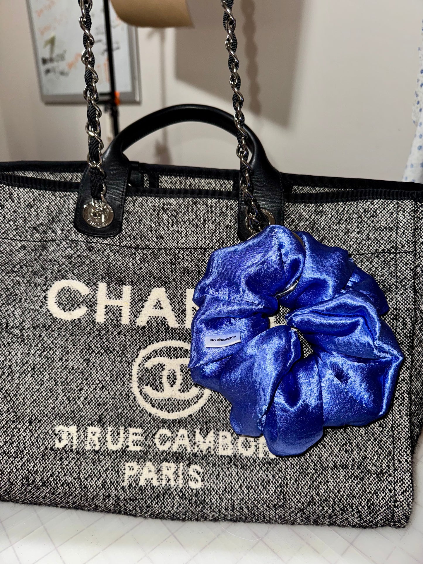 Scrunchie Carabiner Clip