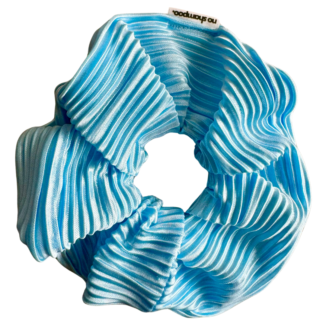 Catching Waves Plissé Aqua Scrunchie